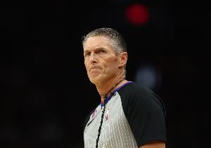 NBA官方招募机器学习工程师 参与AI裁判开发 年薪21-33万美元
