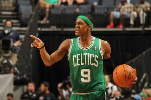 老里:夏天我邀请隆多加入球队 队员能听到另一个人见解对其有益